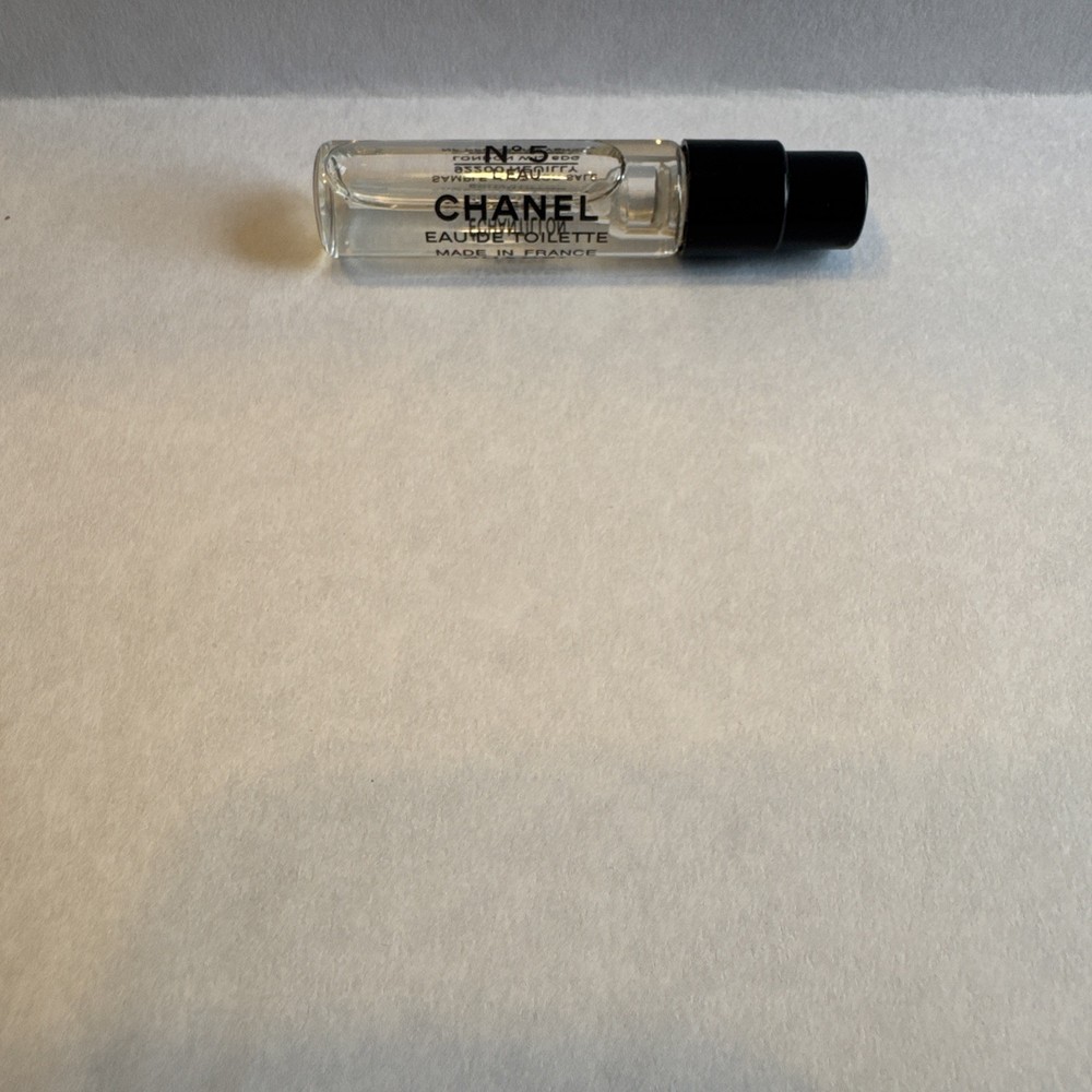 CHANEL No 5 LEAU EDT Sample Spray Vial 1.5ml New Carded