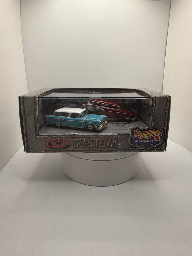 Hot Wheels Collectibles Cool n Custom Car Set NIB SEALED