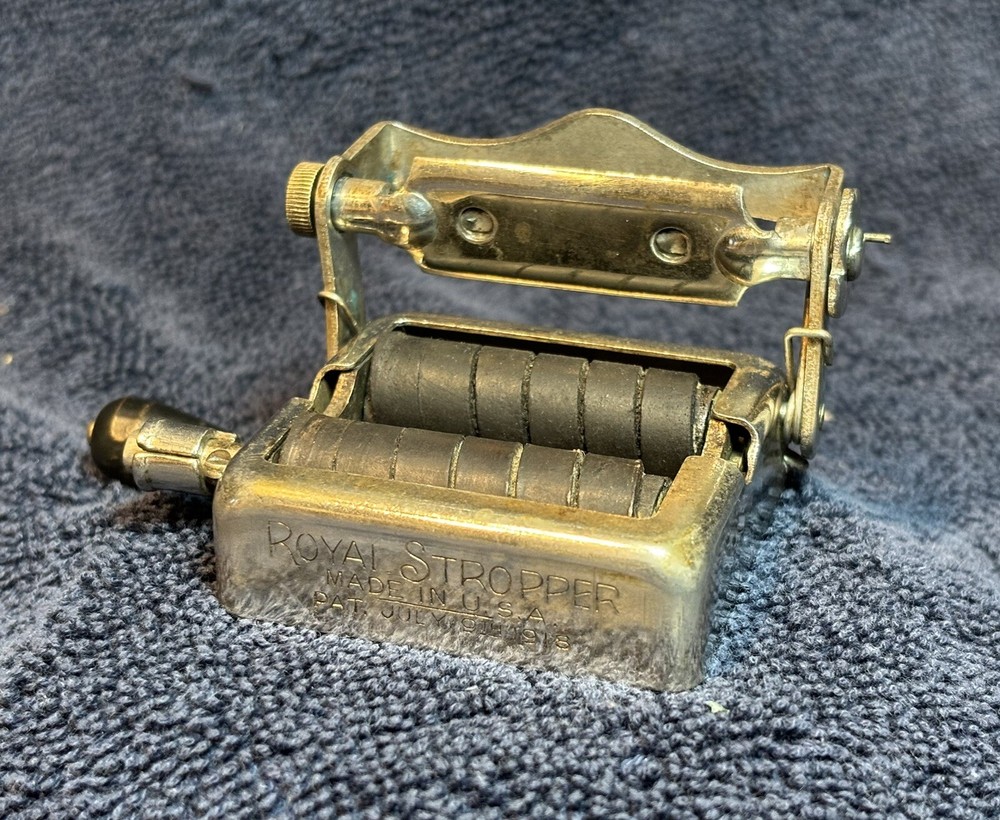 Royal Stropper Pat July 9th, 1918 Wood Handle Double Edge Razor Blade Sharpener