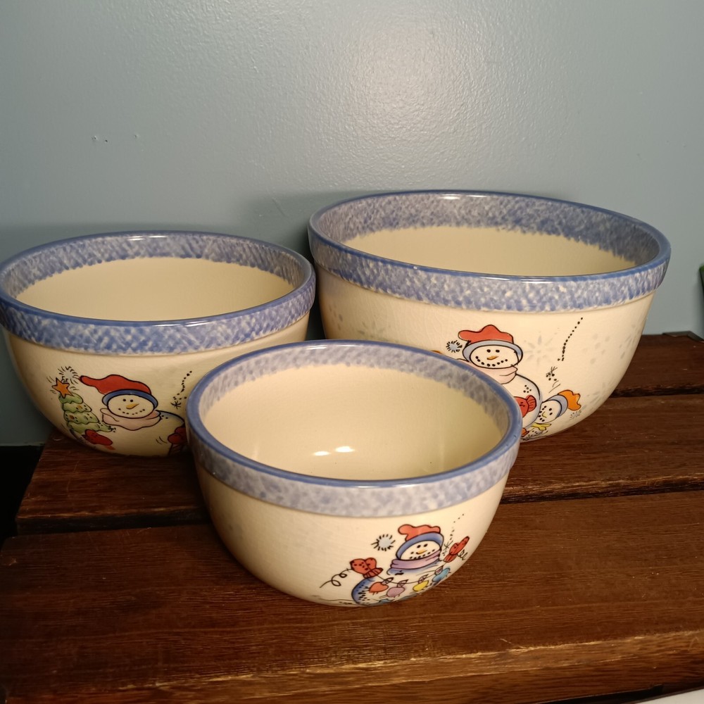 Vital Unit 3-Piece Nesting Ceramic Mixing Bowls with Snowman Christmas Design
