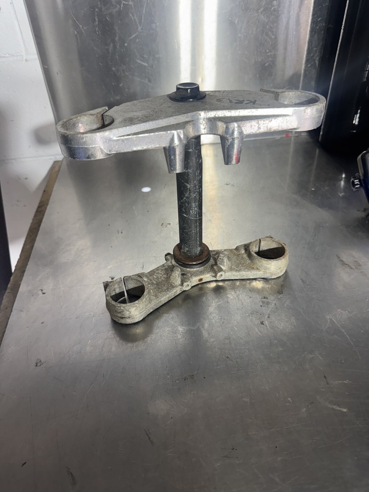 Kawasaki KR250 KR 250 KR1S KR-1 S Triple Tree Trees Clamps Forks Front End Set