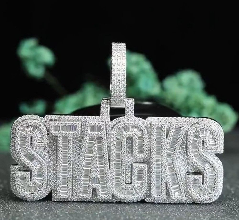 Customizable 1.5-3.5 Inch VVS1 D White Moissanite Hip Hop Pendant