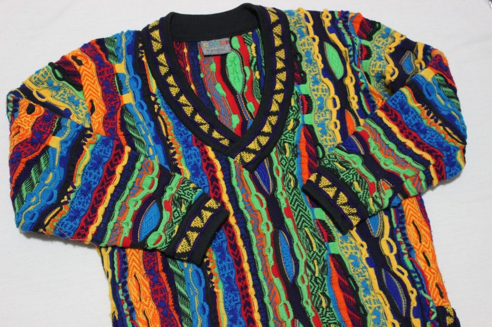 Men's Coogi Australia V-Neck Sweater Oversized Fit 100% Pure New Wool 3D Knit