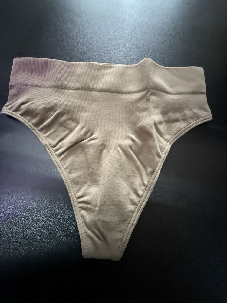 Women’s Gymshark Seamless High Waisted Thong Brown XS