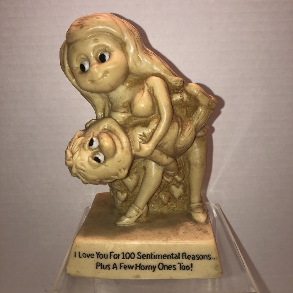 1978 Russ Berrie & Co. Figurine 