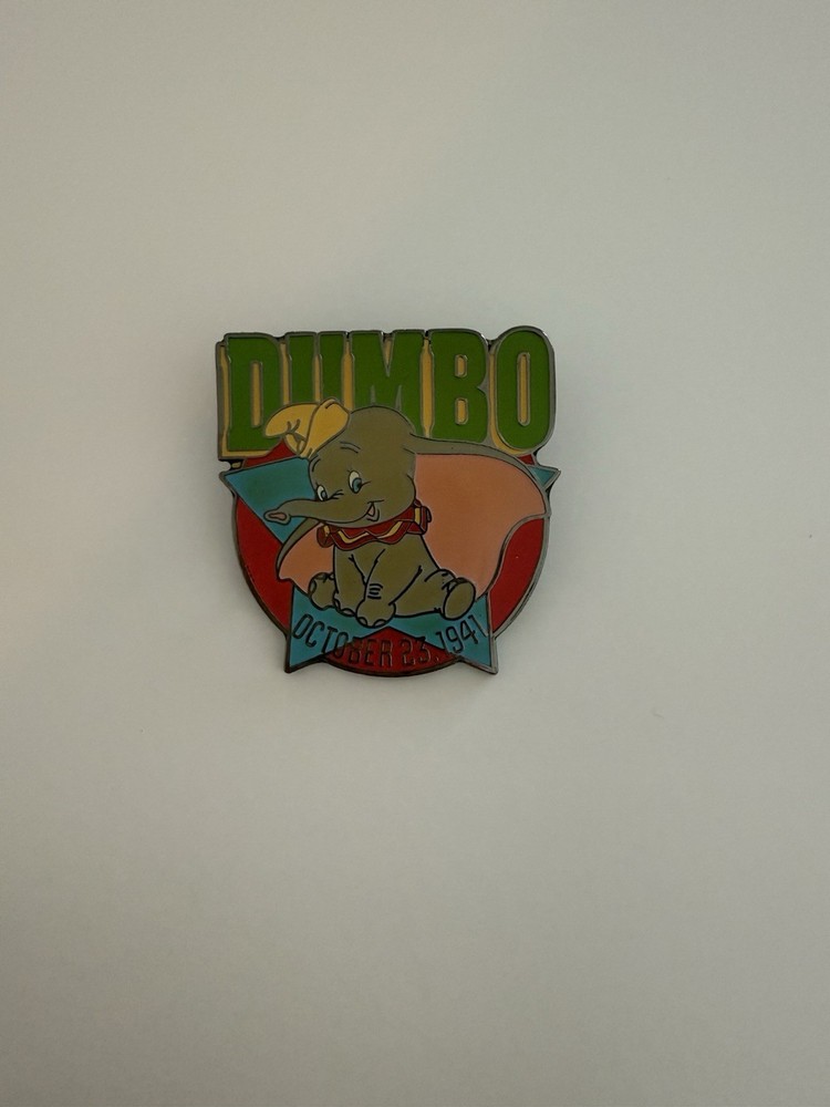Vintage Disney Store 2000 Millennium Pin #71 Dumbo 1941 Collectible