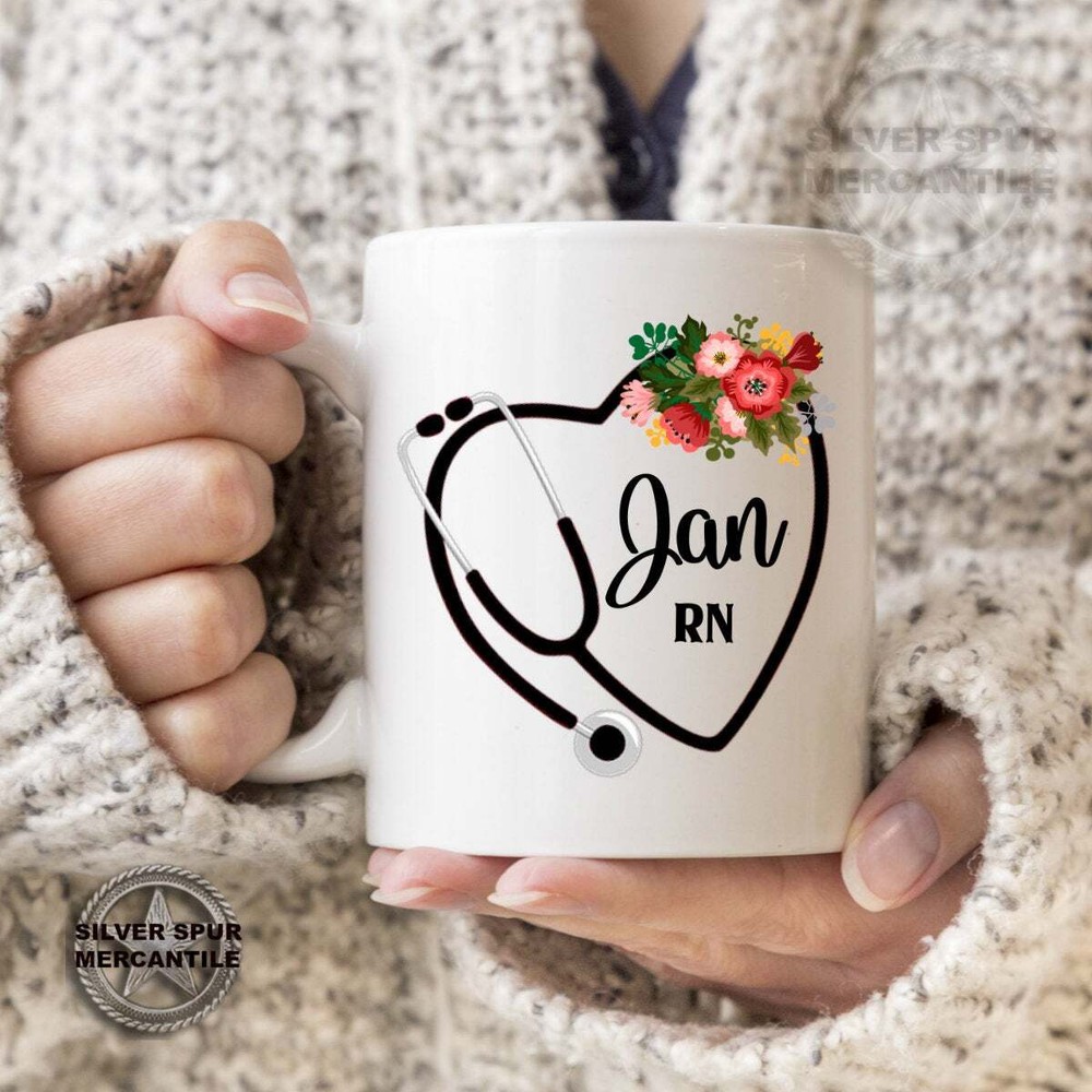Customized Nurse Coffee Mug Registered Nurse Gift For Graduation Personalized