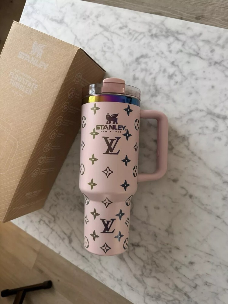 Brand new Stanley  quencher tumbler cup 40oz