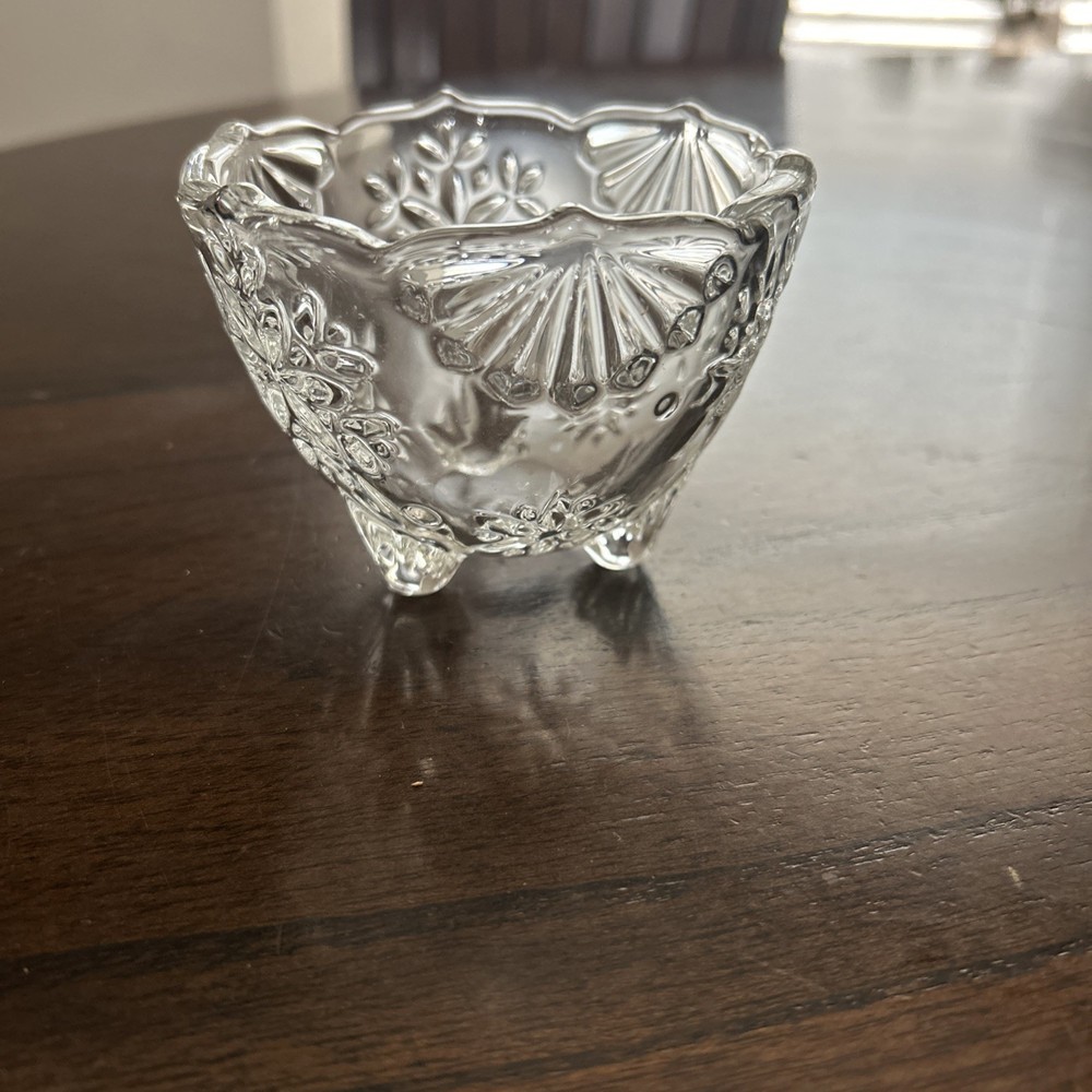Vintage Clear Glass Footed Candy Dish – Grape & Leaf Pattern, Elegant Decor