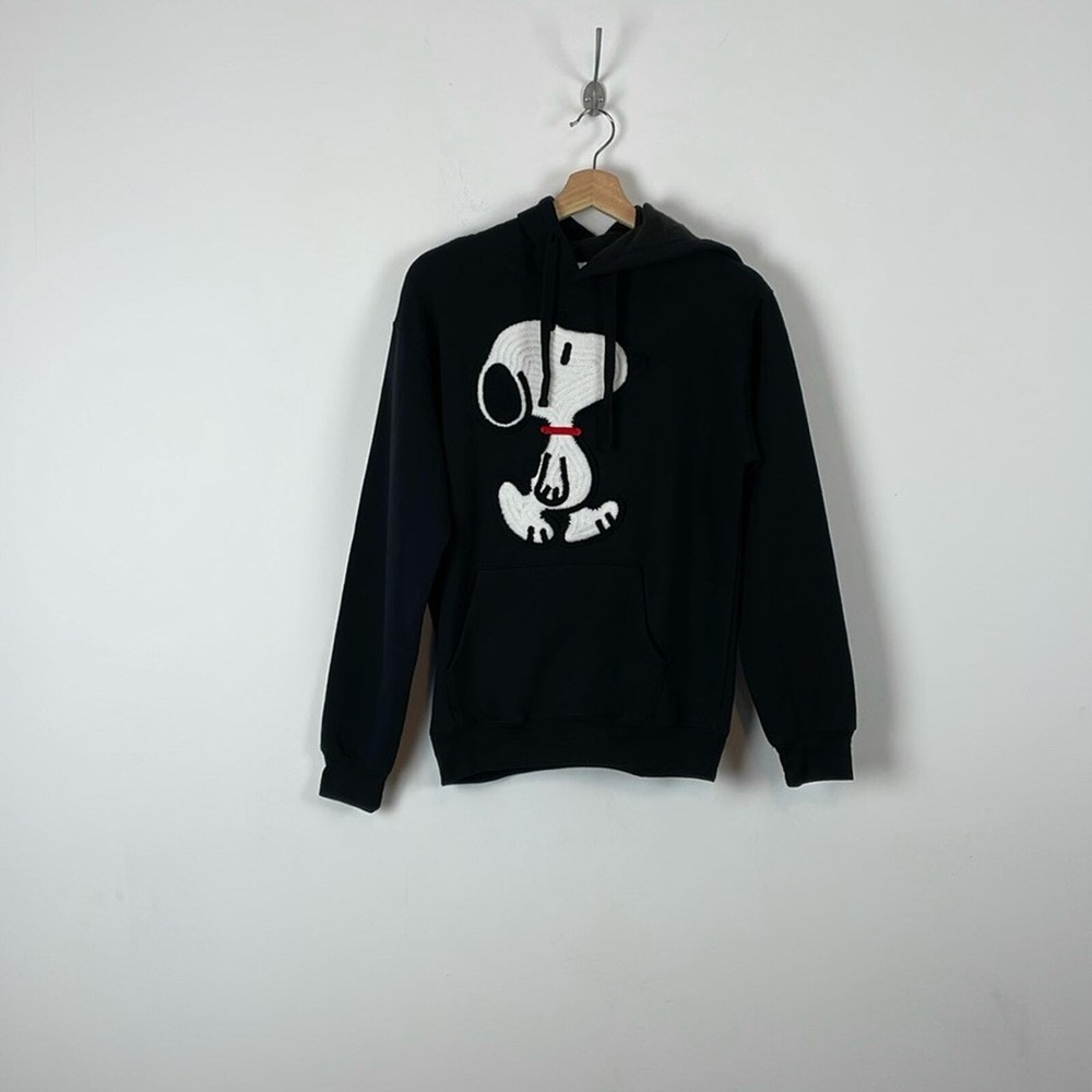 Snoopy Peanuts Unisex Hoodie with Kangaroo Pocket and Long Sleeves