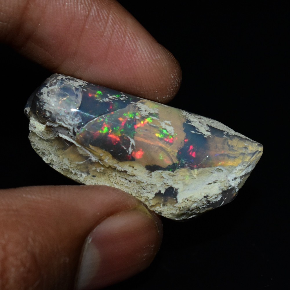 White Opal Rough 20.35  Carats, Natural Ethiopian Opal Raw For Jewelry 21X15 MM