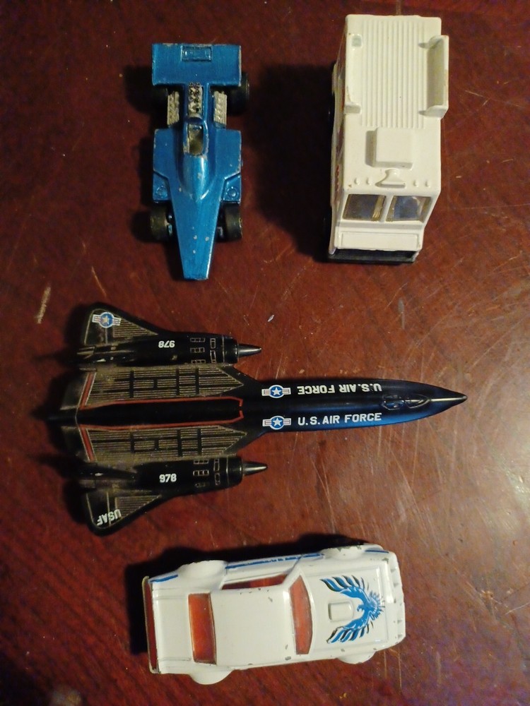 Hot Wheels And Matchbox Vintage Lott