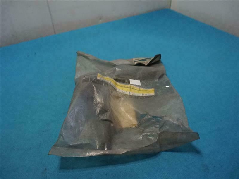 Ford UJ06-6152X-B UJ066152XB Hose,Drain