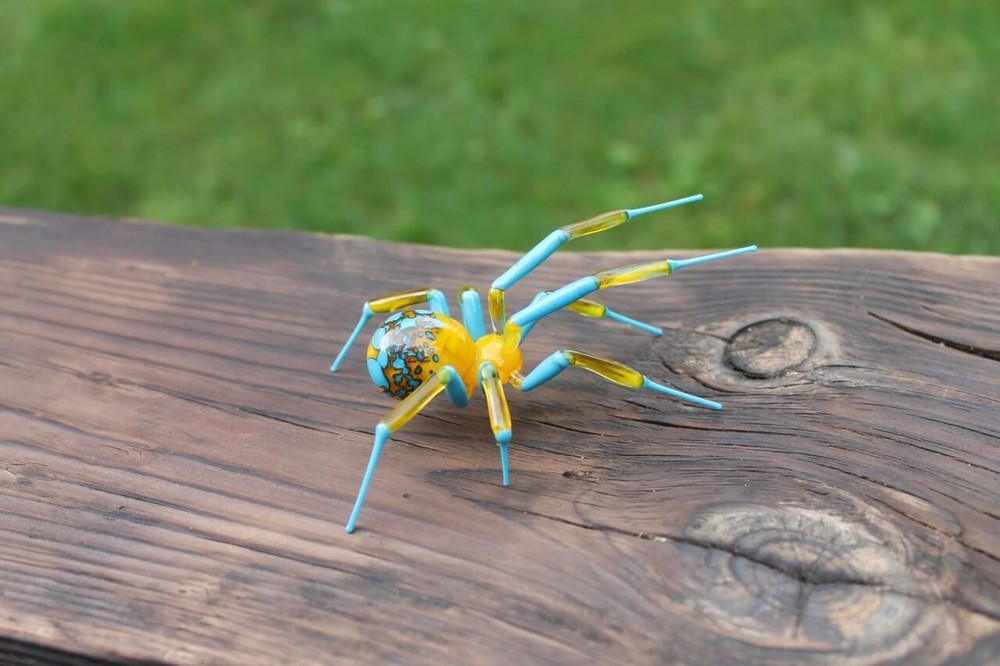 Handcrafted Glass Spider Figurine Lampwork Art Glass Animal