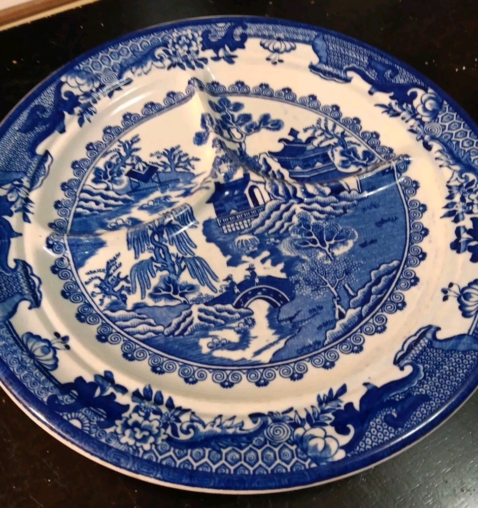 Vintage Blue Willow Divided Grill Dinner Plate Shenango China New Castle PA 10