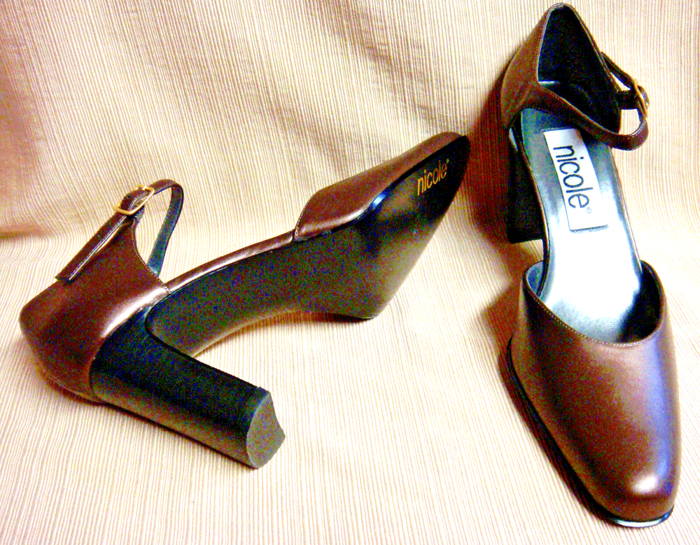 Nicole Dominick Bronze Leather Ankle Strap Heels Size 7.5 M