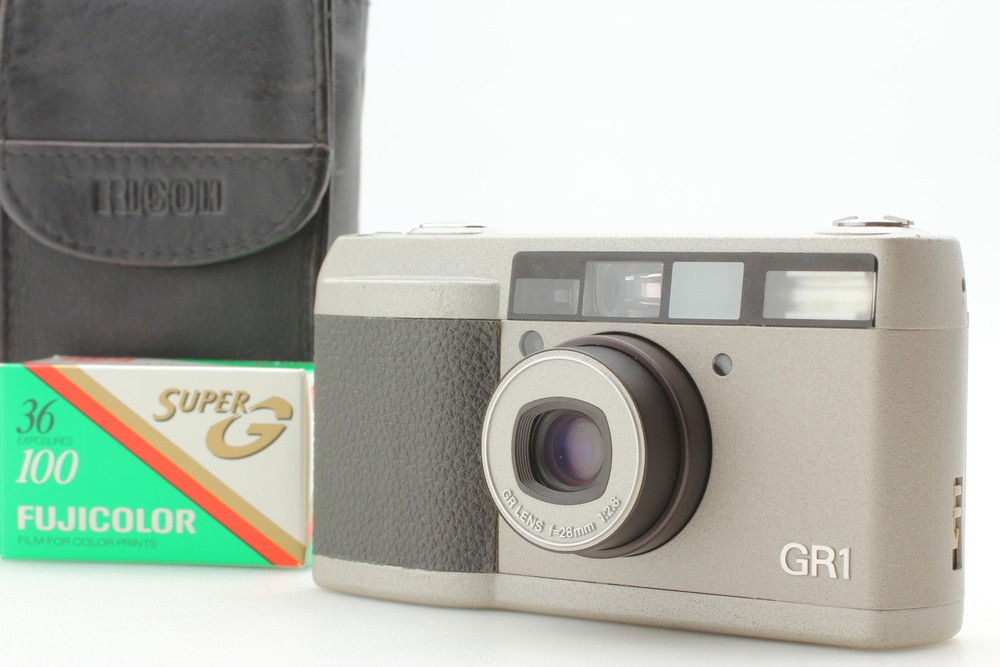 Read! [Near MINT w/Case] Ricoh GR1 Silver Point & Shoot 35mm Film Camera JAPAN