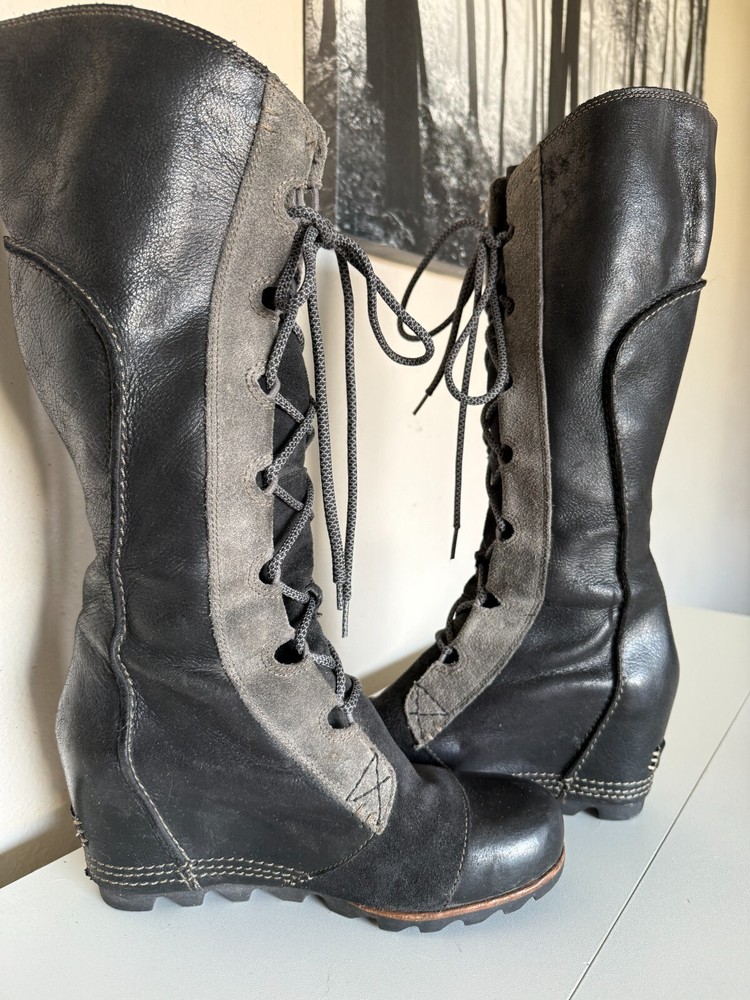 SOREL Cate The Great Wedge 8 Tall Black Waterproof Boots Lace Up EUC Rare