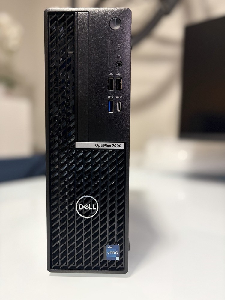 Dell OptiPlex SFF 7000 Intel Core i5 12th Gen i5-12500 2.50 GHz .24 GB 256 GB