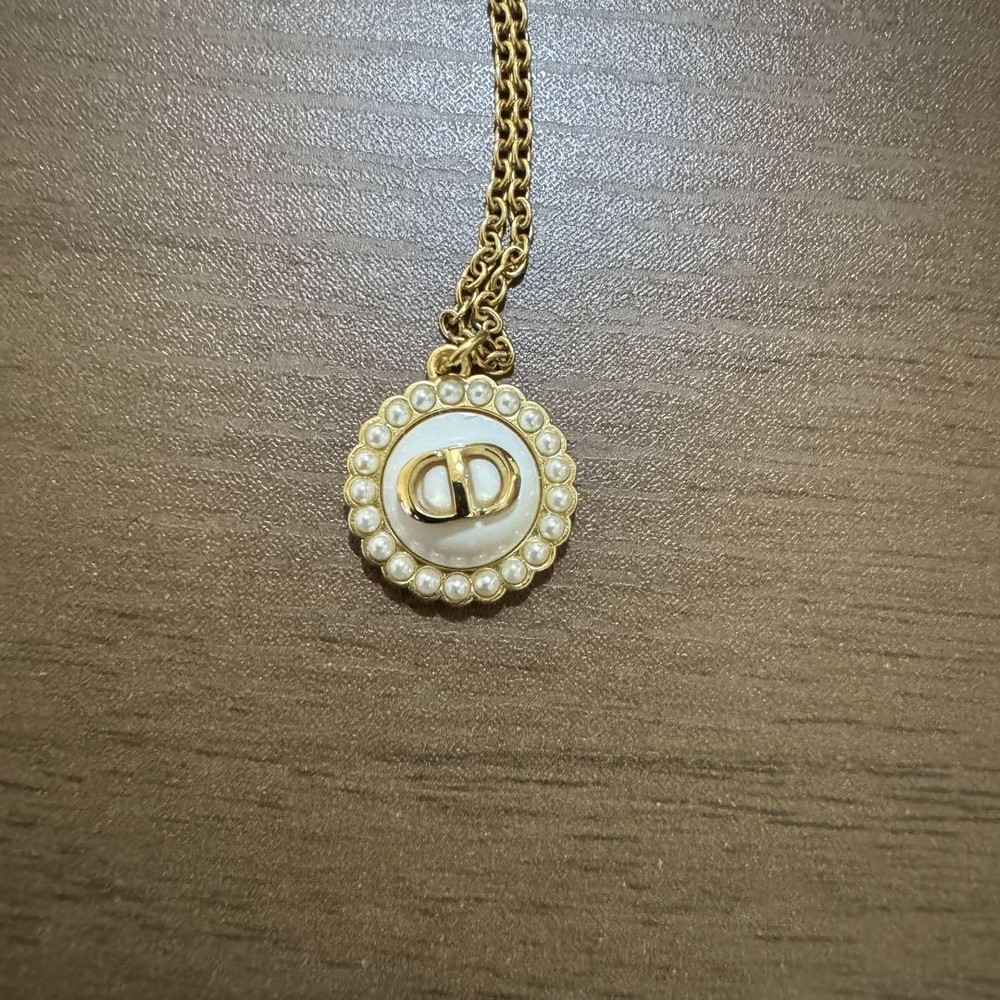 Christian Dior Petit Baroque Gold-Tone Necklace Elegant Baroque Design