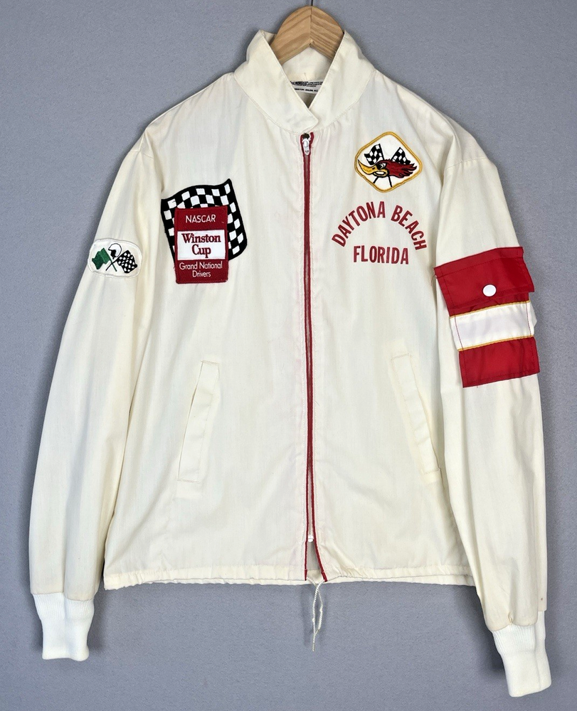 Vintage 1980s NASCAR Winston Cup Daytona Speedway Jacket Size L with Patches