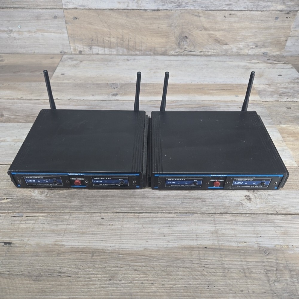 VocoPro UDH-Dual UHF Wireless Mic System 2-Channel Untested No AC Adapter
