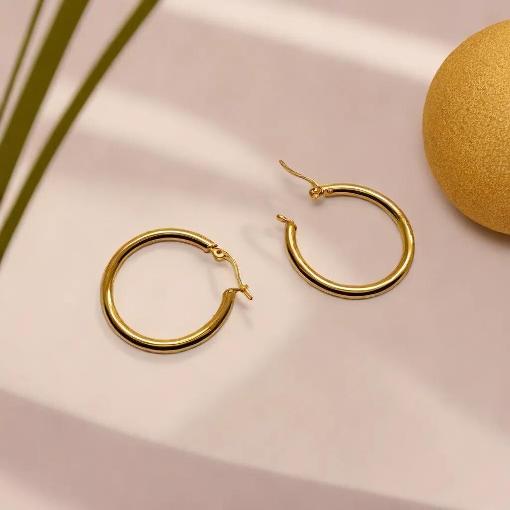 Dainty 14K Gold Thin Hoop Earrings 3mm in 30mm 40mm 50mm Sizes