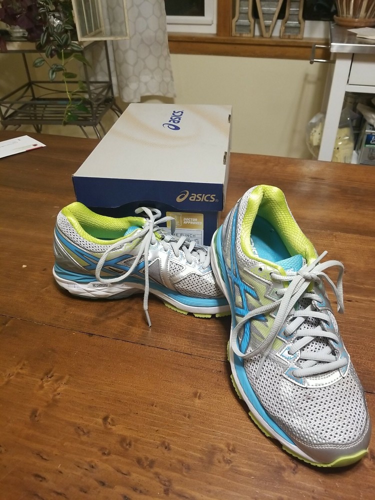 Asics GT 2000v4 Size US 8.5 Women's Running Shoes Silver T656N (MINT)