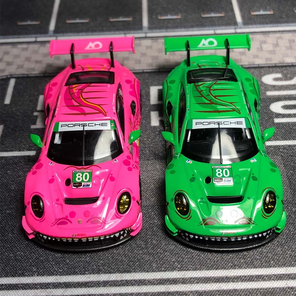 STAR RACE 1:64 PORSCHE 911 GT3 RS Pink/Green (T-Rex Livery) Diecast Car Model