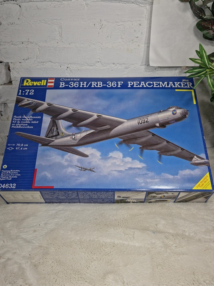Revell 1/72 04632 B-36H Peacemaker Model Kit New