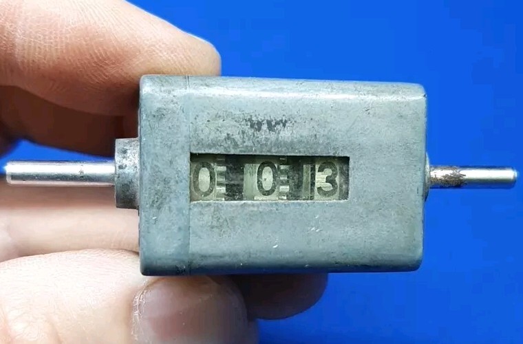 Vintage Veeder Root 3 Digit Mechanical Counter Hartford Connecticut