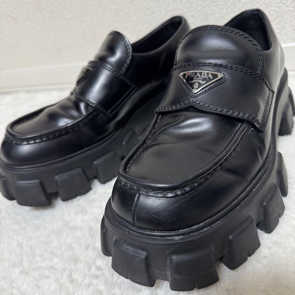 Prada Mens 9.0US Brushed Leather Loafers with Triangle Logo Pre-Owned