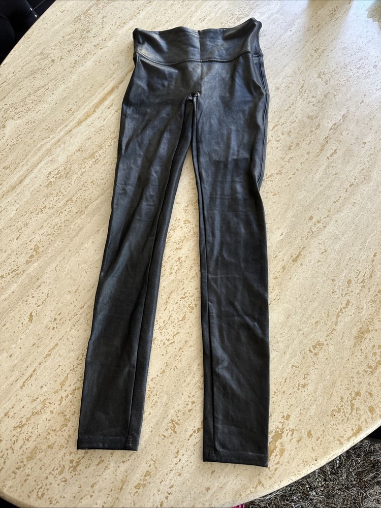 NWOT Spanx Assets Ponte Shaping Black Leggings S/P