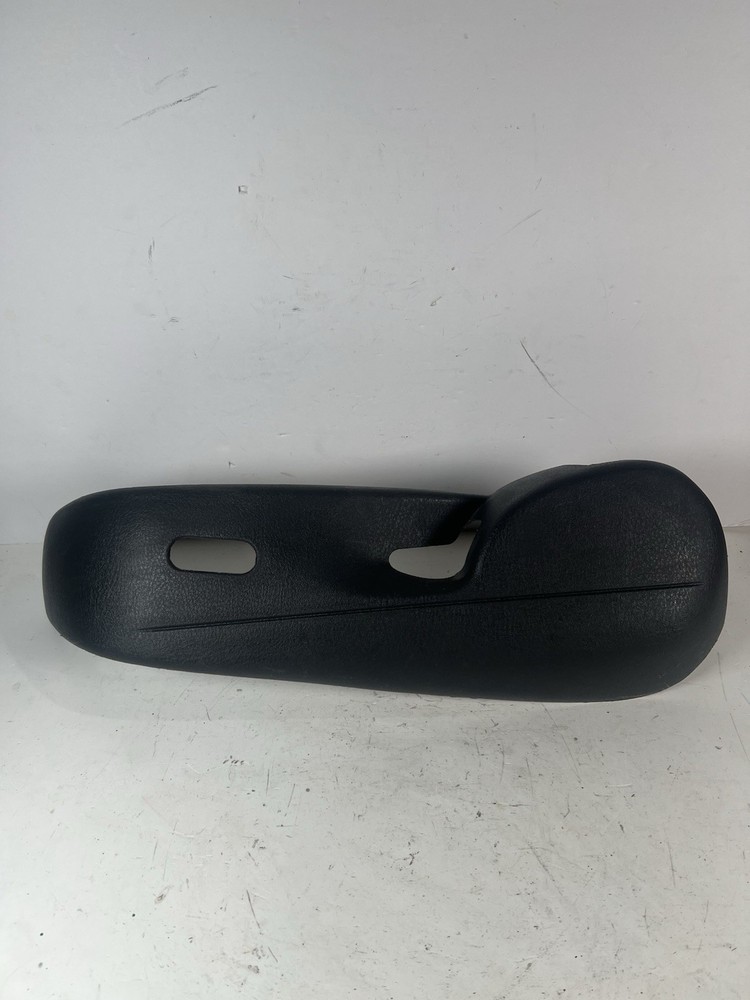 02-05 FORD THUNDERBIRD FRONT DRIVER LEFT SEAT LOWER SIDE TRIM W/ SWITCH