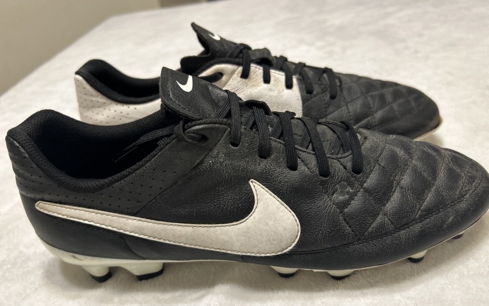 Nike Tiempo Genio V FG 631282-010  Men’s Soccer Cleats Football Boots Size 10