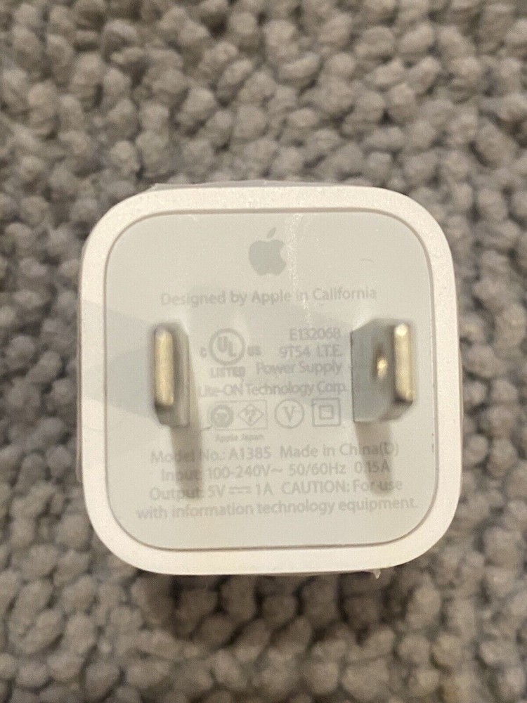 Limited Time Offer: Apple Charger-image
