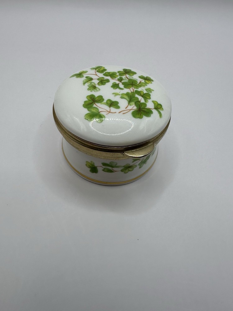 Falcon China Green and Cream Shamrock Trinket Box Made in Staffordshire England