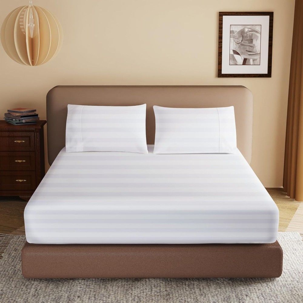 100% Egyptian Cotton Fitted Sheet Full Size White, 600 Thread Count, 8-16 Deep