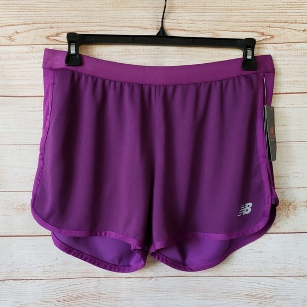 New Balance Fast Drying Women's Sports Workout Shorts Size Large Purple Running
