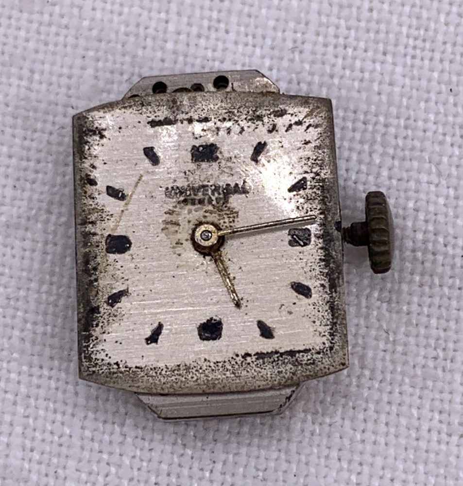 Universal Geneve 220 Hand Manual 15Mm No Functioning For Parts Watch Swiss