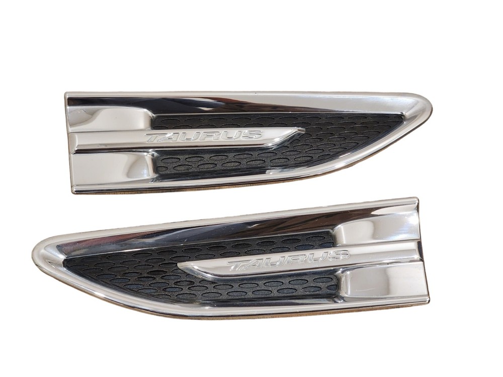 🛑 2010-2019 Ford Taurus Left Right RH LH Fender Chrome Emblem Trim Molding OEM