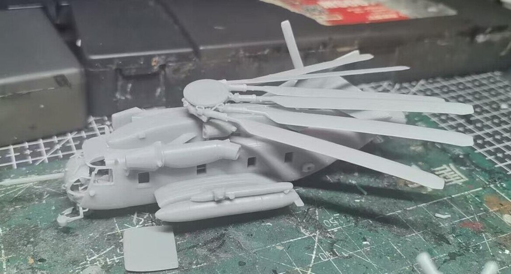 3D printed1/144 CH-53E Super Stallion Heavy Transport Helicopter Model Unpainted