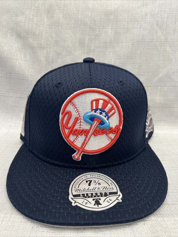 Mitchell & Ness MLB New York Yankees Logo Blue Cooperstown Fitted Hat 7 5/8 New