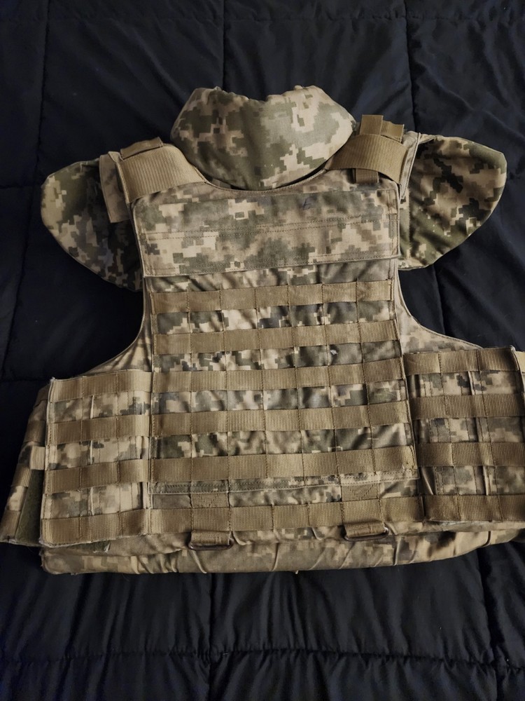 Ukrainian Temp 3000 Plate Carrier W/ Neck Element