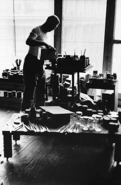 American Artist Ad Reinhardt Mixes Paint In His Studio 1961 OLD PHOTO