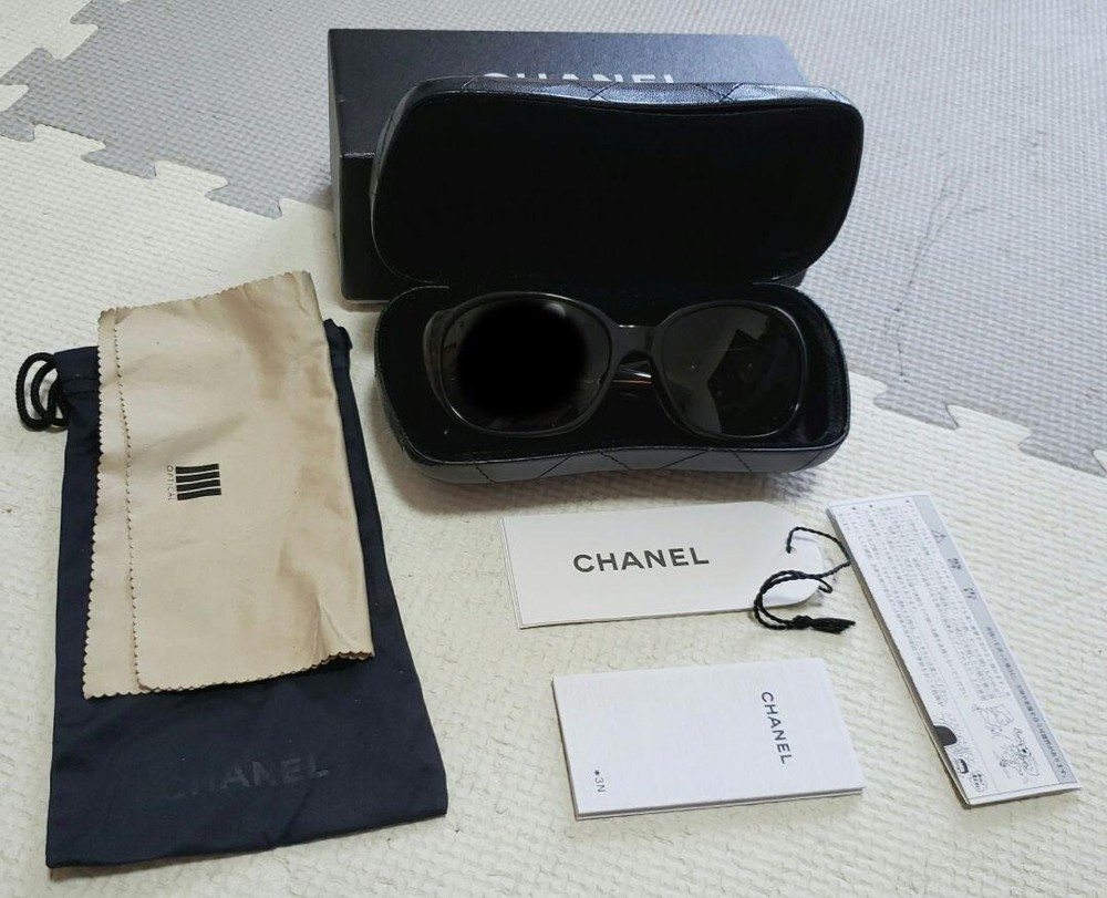 CHANEL 5113-A Dark Brown Marble Sunglasses with Coco Logo