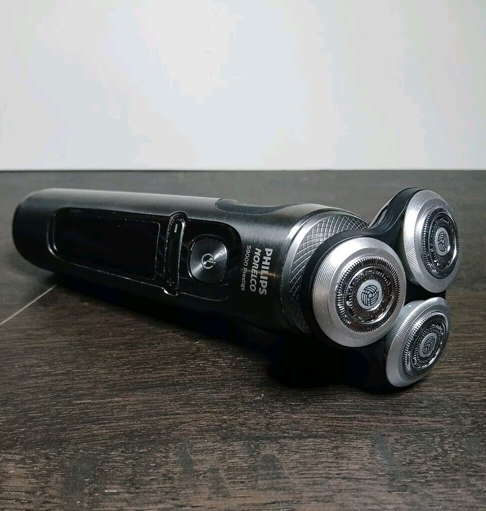 GENUINE PHILIPS NORELCO PRESTIGE SHAVER S9000 Wet/Dry W/ Charger
