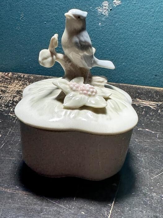 Vintage Blue Bird Porcelain Ring Box from Taiwan by George Good