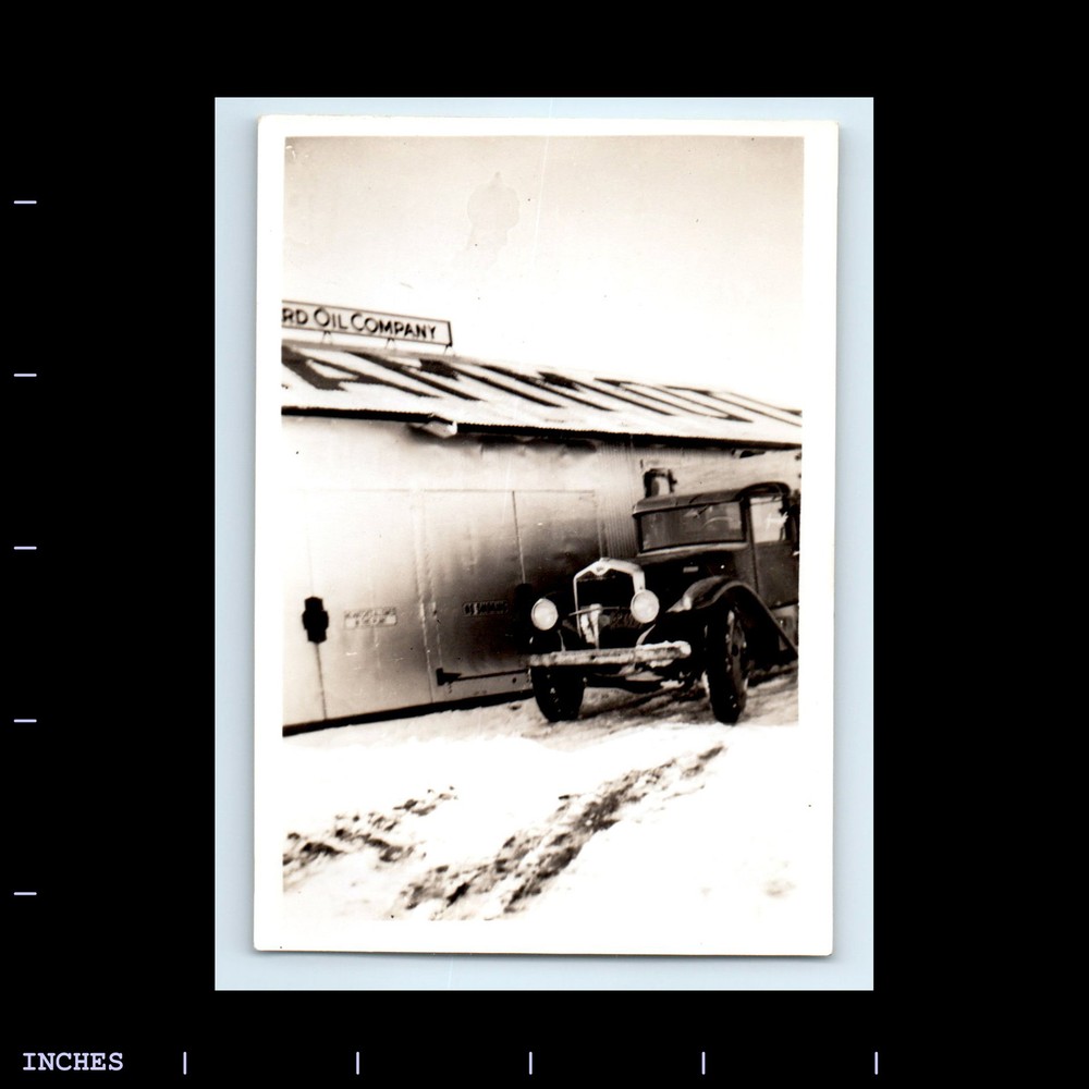 Old Vintage Photo STANDARD OIL COMPANY CLASSIC CAR MAMMOTH CALIFORNIA