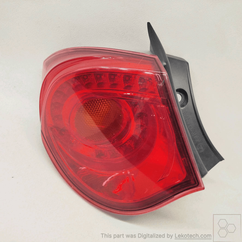 Post headlight. east part. SX ALFA ROMEO GIULIETTA (6Q) 1.4 Turbo (88kw) Ber